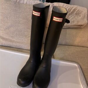 Hunter Black Tall Rain Boots Size 9